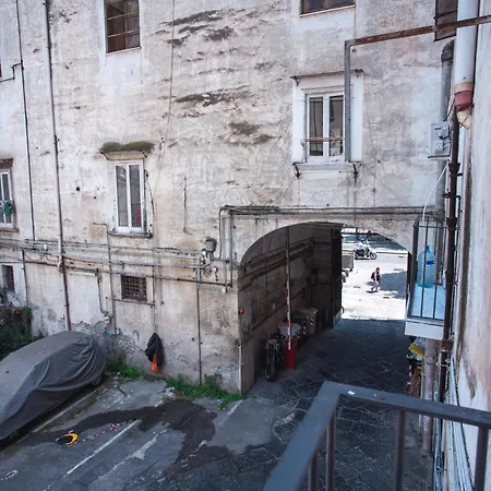 Giglio Borbonico By Dimorra Napoli