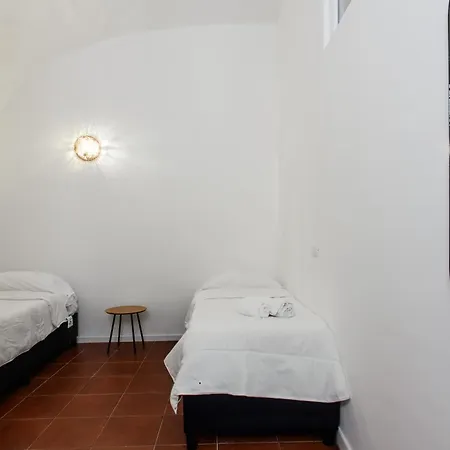 Giglio Borbonico By Dimorra Affittacamere