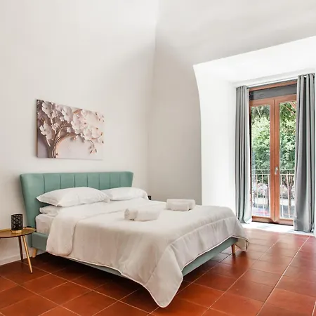 Affittacamere Giglio Borbonico By Dimorra 4*